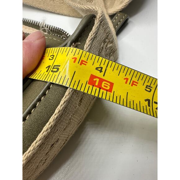 True Religion Hobo Crossbody W/ Adjustable Logo Strap Zip Top Olive Green Boho - Picture 7 of 9